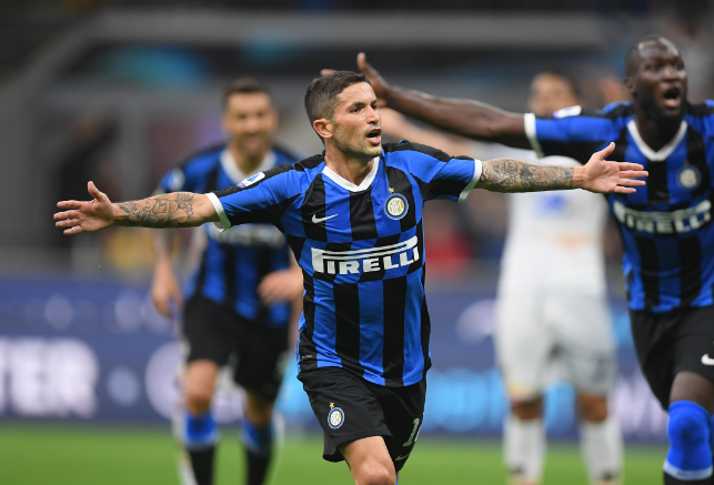 意天空：为预防迈尼昂离队，米兰关注科林蒂安门将乌戈-索萨（意天空：米兰为防迈尼昂离队，正关注科林蒂安门将乌戈-索萨）