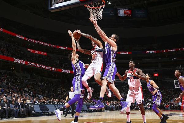 中超：山东泰山客场2-0击败广州队（中超：山东泰山客场2-0力克广州队）