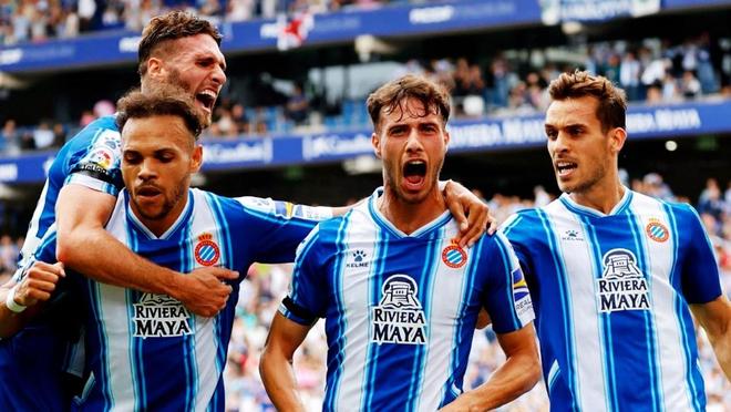 诺伊尔：补时进2球让大家松一口气，是否续约明年3月再考虑（诺伊尔：补时阶段连入两球才松了口气，续约要到明年3月再议）