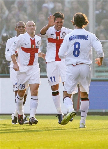 要求西甲让步马拉松遭拒，瓦伦市长抨击特瓦斯只关心电视球迷（西甲拒为马拉松让步，瓦伦市长批特瓦斯只顾电视观众）