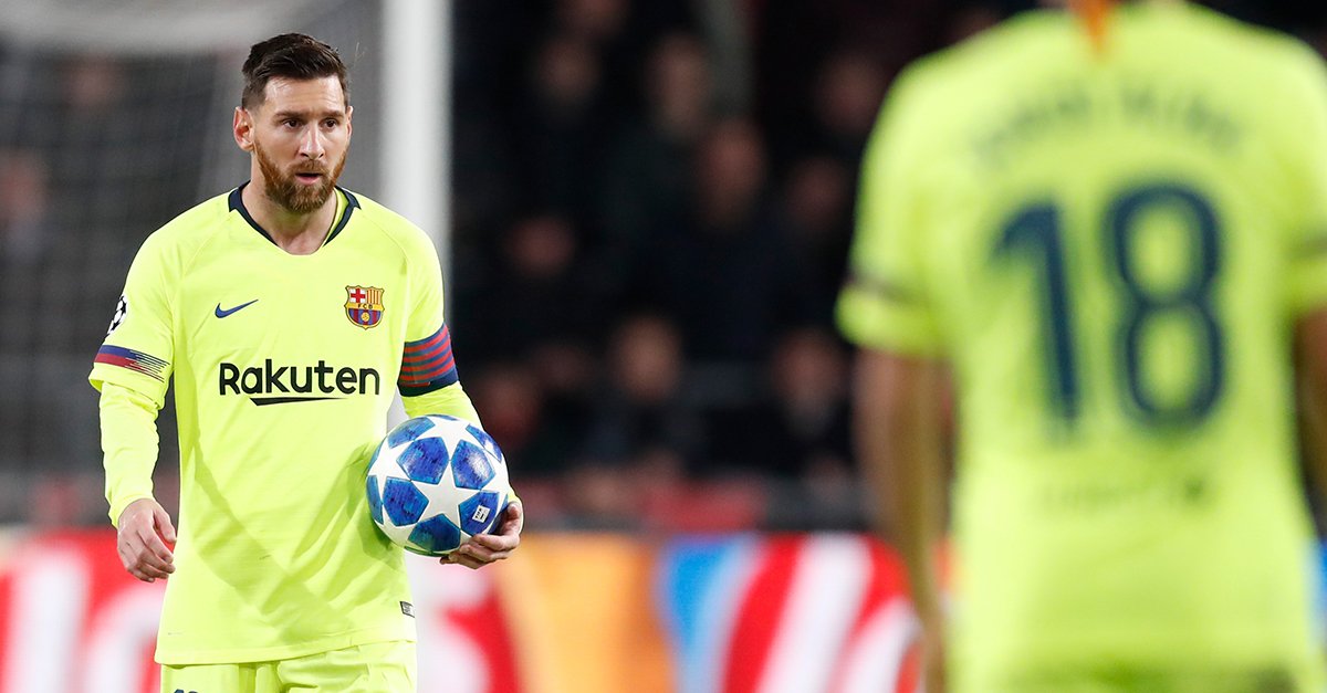 2025中超最佳阵容：蓉城4人入选，法比奥等8名外援在列（2025中超最佳阵容出炉：蓉城4将上榜，法比奥领衔8名外援入选）