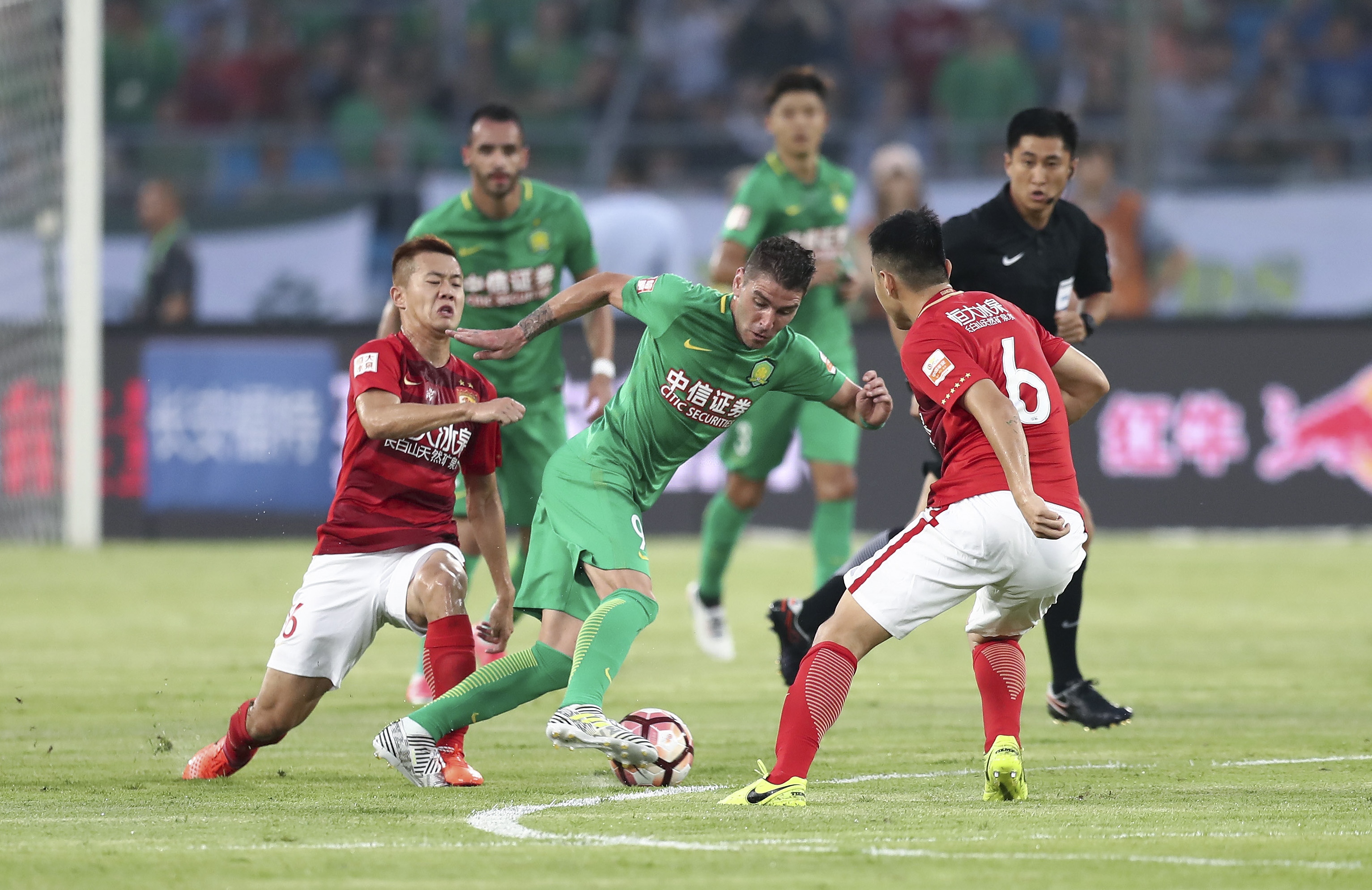 意足协主席：为世界杯附加赛推迟或暂停意甲并非可行选项（意大利足协主席：因世界杯附加赛暂停或延期意甲不在考虑之列）